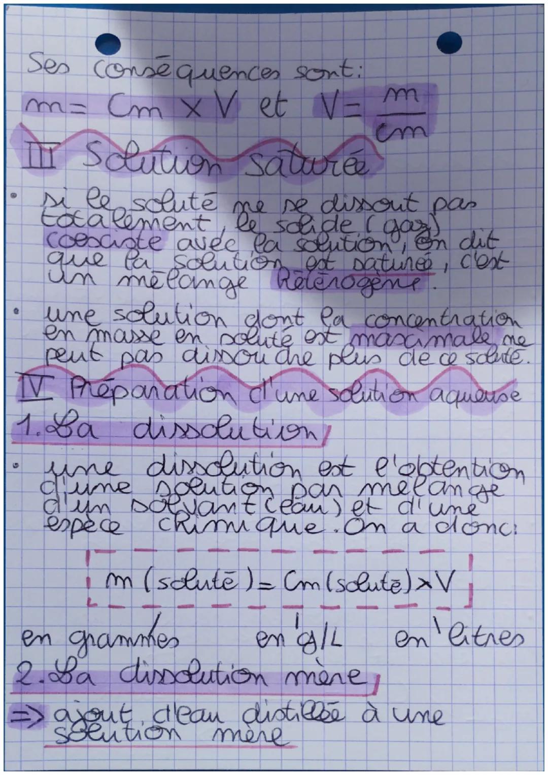 Solutions aqueuses et concentration
en masse
I Solutions aquenses
Corsqu'une espèce chimique est très
majoutaine devantide homogène,
le méla