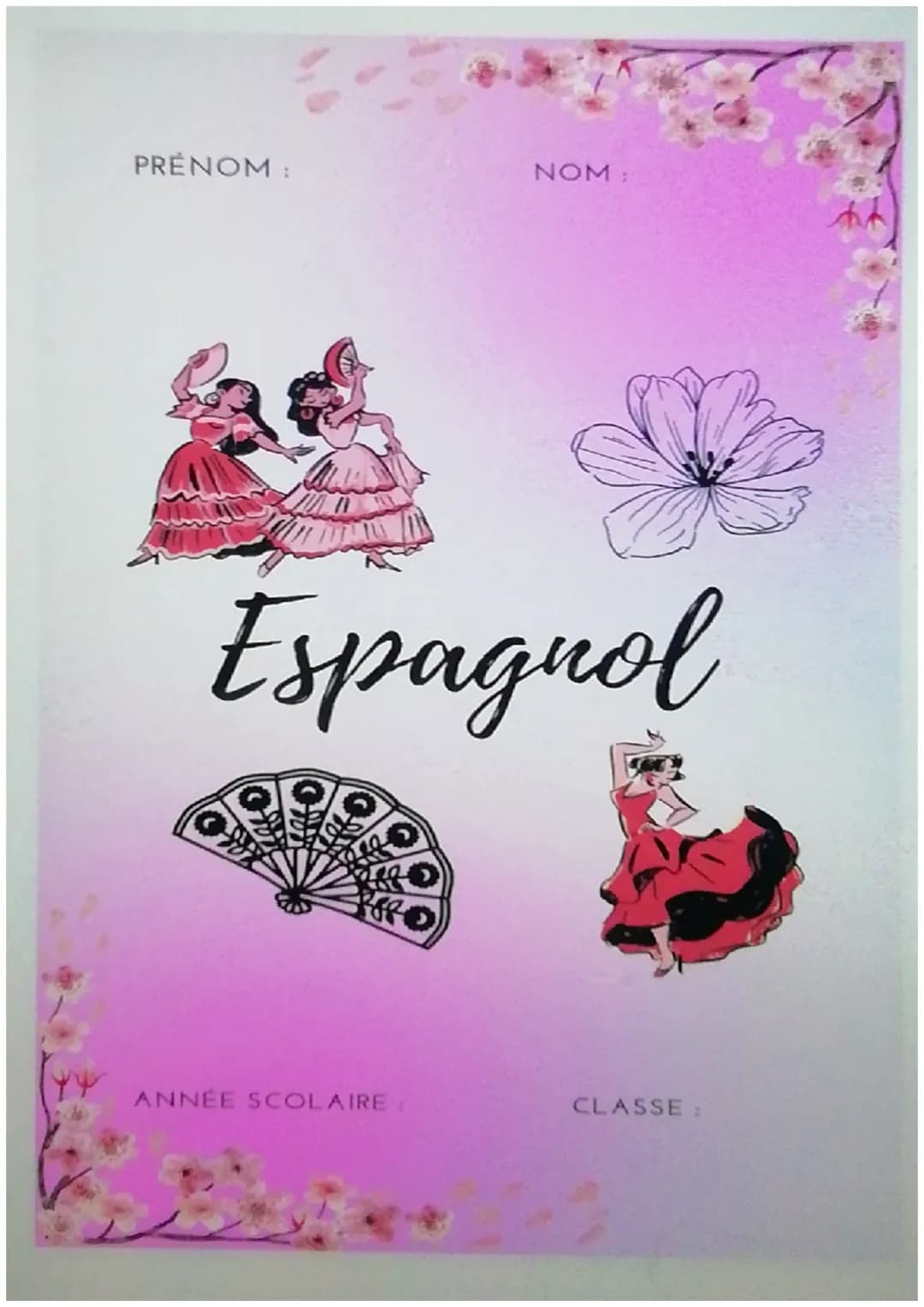 Super idée pour
des pages de
garde ! PRÉNOM :
NOM :
A B C
Français
ANNÉE SCOLAIRE :
CLASSE : PRENOM :
NOM :
Anglais
hello
ANNÉE SC